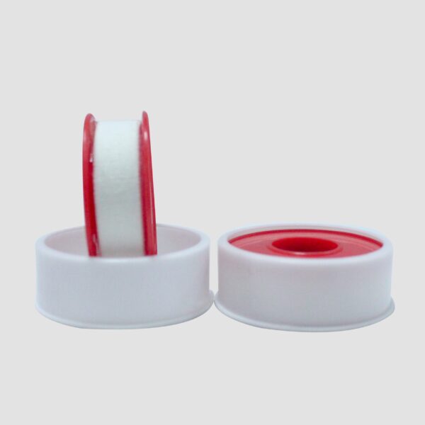 Factory Price Medical White Color cotton Zinc Oxide adhesive Plaster with Plastic Cover - Image 5